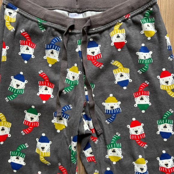 SALE - Women’s Hanna Andersson Polar Bear Winter Pajamas - Picture 9 of 14